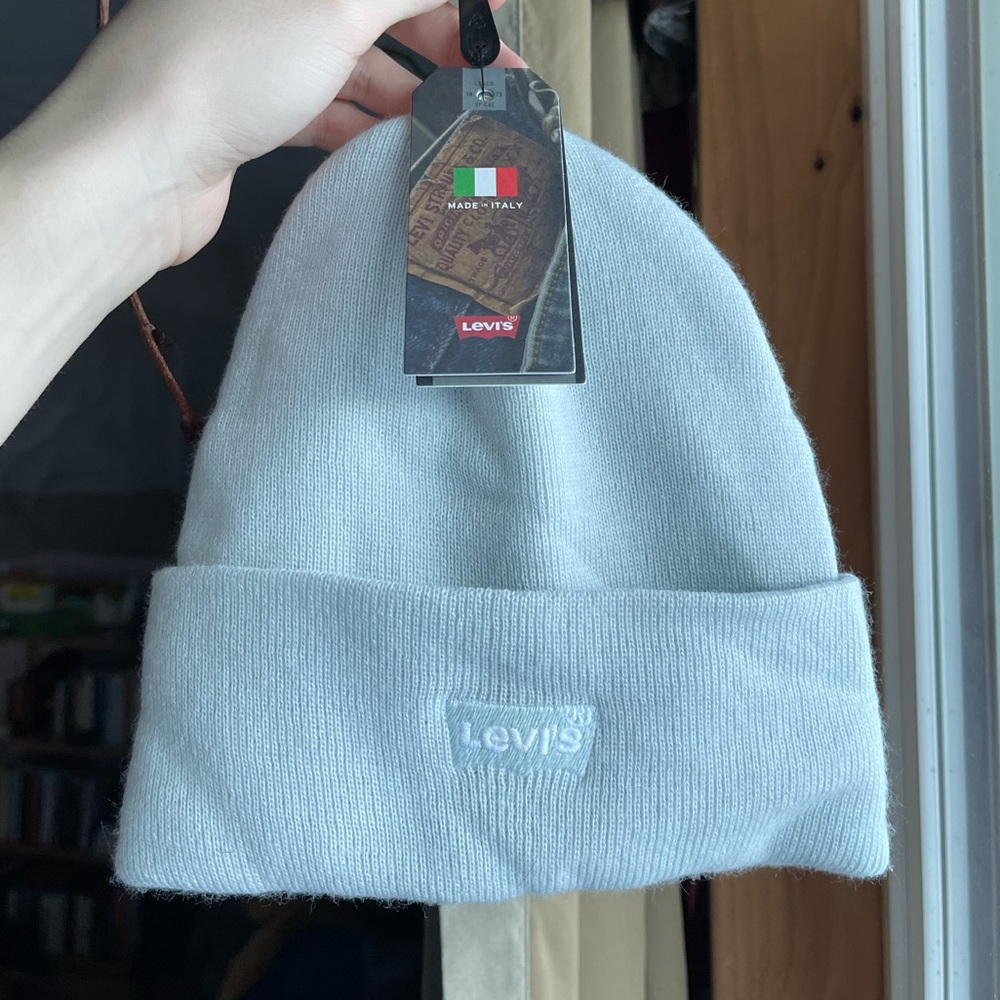 NWT Levi’s Beanie Winter Hat, Light Blue Hat For Women Girls Men, New With Tags